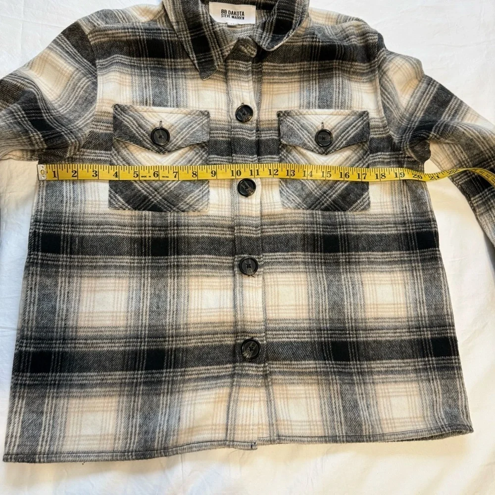 BB Dakota by Steve Madden Women’s Plaid Boxy Shacket /Fall Anthracite M - Picture 8 of 11